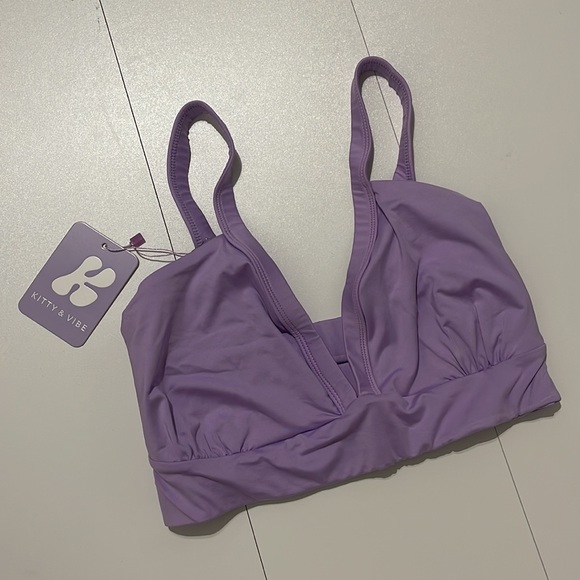 Banded Triangle Top - Picture 5 of 6